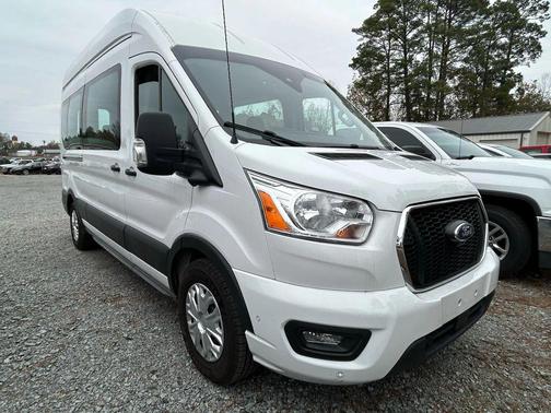 2022 Ford Transit-350 XLT