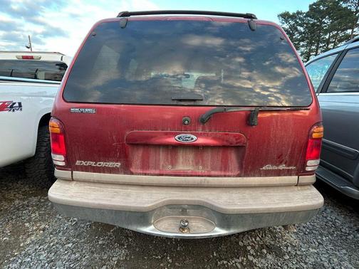 1999 Ford Explorer 