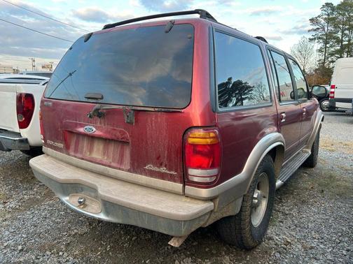1999 Ford Explorer 