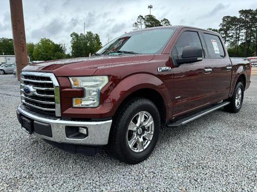 Maroon 2015 Ford F-150 XLT