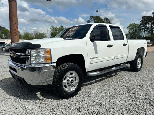 Summit White 2014 Chevrolet Silverado 2500 LT