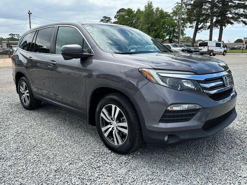 Grey 2017 Honda Pilot EX-L