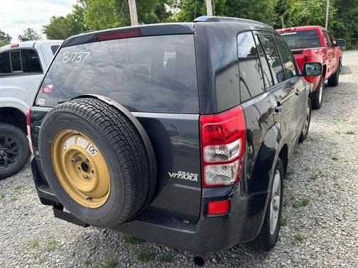 Black Pearl Metallic 2009 Suzuki Grand Vitara Luxury