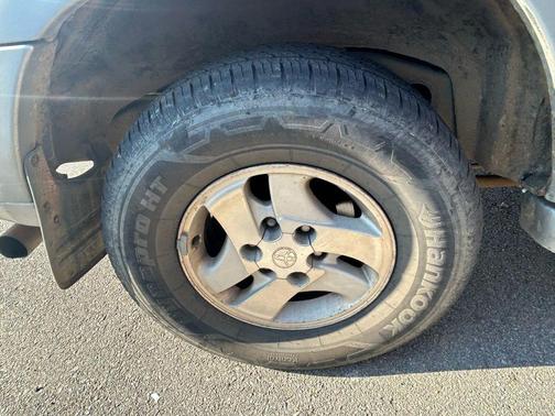 2001 Toyota Sequoia Limited