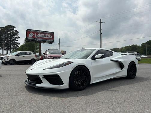 Arctic White 2024 Chevrolet Corvette Stingray w/2LT