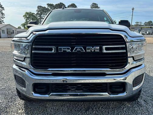 Bright White Clearcoat 2021 RAM 2500 Big Horn Crew Cab 4x4 6'4' Box