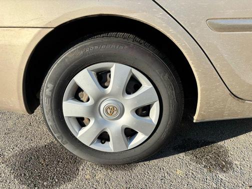 2002 Toyota Camry LE