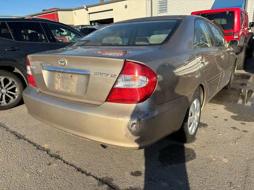 2002 Toyota Camry LE