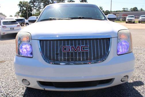 2011 GMC Yukon SLE