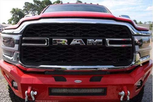 2022 RAM 2500 Laramie Crew Cab 4x4 6'4' Box