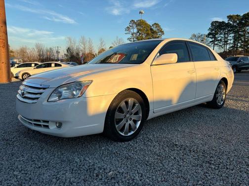 2005 Toyota Avalon XL