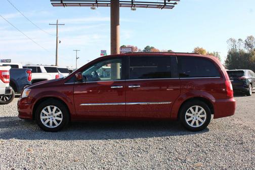 2015 Chrysler Town & Country Touring