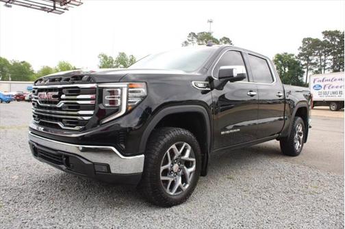 2022 GMC Sierra 1500 SLT