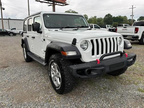 Bright White Clearcoat 2021 Jeep Wrangler Unlimited Sport