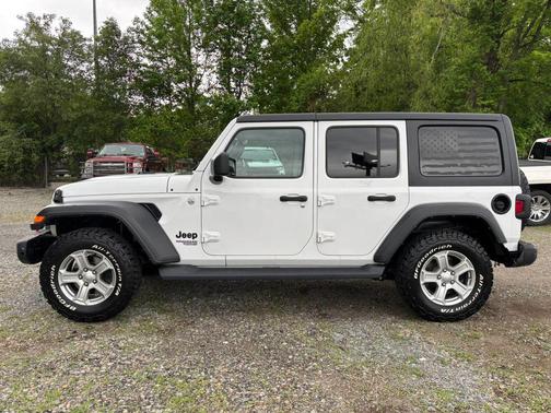 Bright White Clearcoat 2021 Jeep Wrangler Unlimited Sport