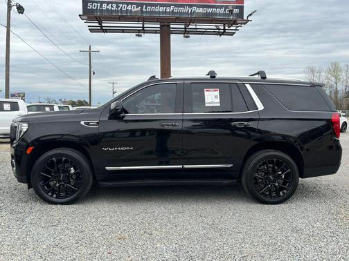 Onyx Black 2022 GMC Yukon SLT