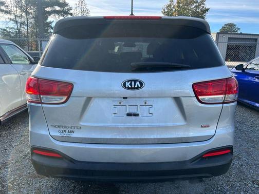 2018 Kia Sorento L