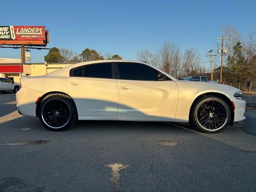 2016 Dodge Charger SXT