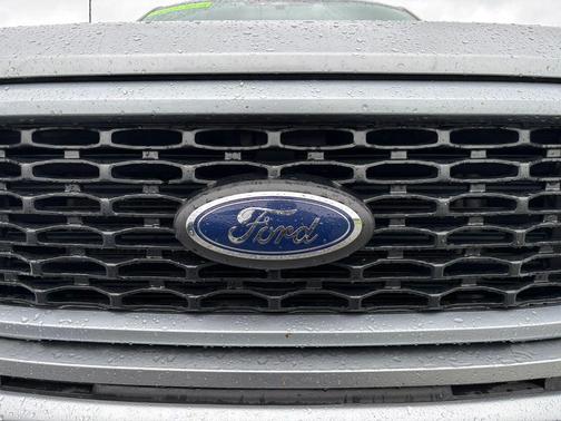 Iconic Silver Metallic 2023 Ford F-150 XL
