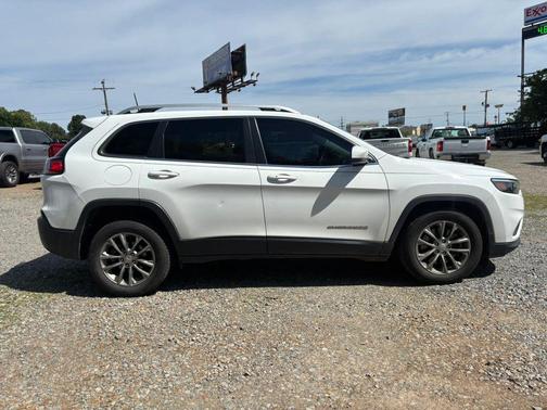 Bright White Clearcoat 2020 Jeep Cherokee Latitude Plus