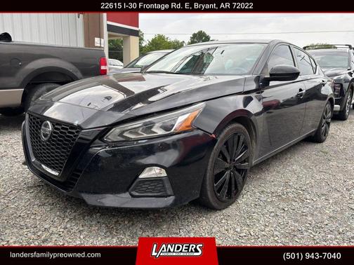 Super Black 2020 Nissan Altima SR FWD