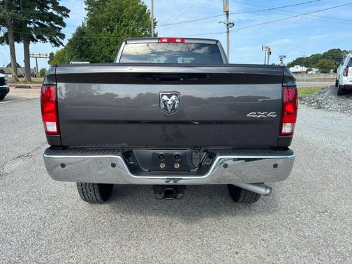 Granite Crystal Metallic Clearcoat 2017 RAM 2500 Tradesman Crew Cab 4x4 6'4' Box