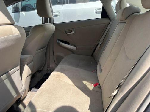 Barcelona Red Metallic 2011 Toyota Prius II