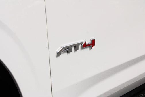 2022 GMC Yukon 4WD AT4