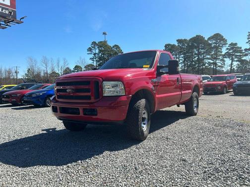 Red 2002 Ford F-250 XLT