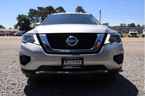 2019 Nissan Pathfinder SL