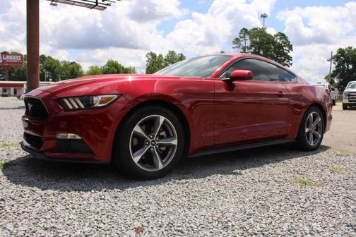 2016 Ford Mustang V6