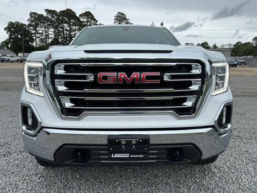 White 2021 GMC Sierra 1500 SLT