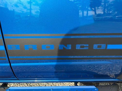 Lightning Blue Metallic 2021 Ford Bronco First Edition