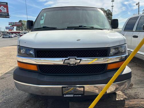 2008 Chevrolet Express 3500 LS Extended Wagon