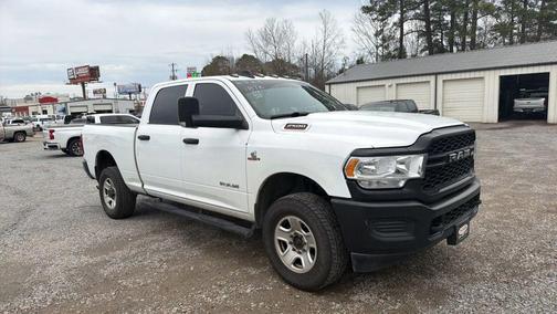 2020 RAM 2500 Tradesman Crew Cab 4x4 6'4' Box