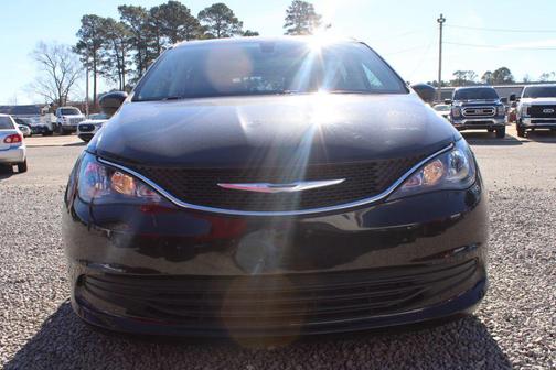 2017 Chrysler Pacifica LX