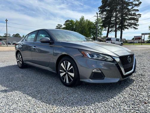 Gun Metallic 2021 Nissan Altima 2.5 SV