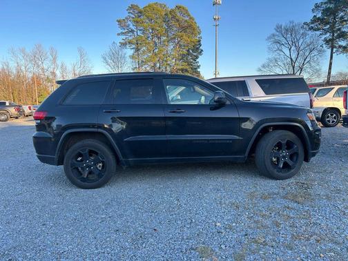 2018 Jeep Grand Cherokee Upland