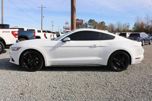 2017 Ford Mustang EcoBoost Premium