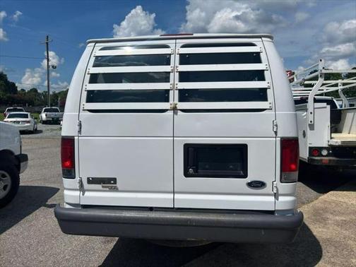 2007 Ford E350 Super Duty XL Wagon
