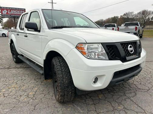 2018 Nissan Frontier SV