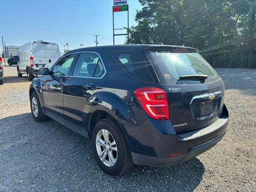 Blue 2017 Chevrolet Equinox LS
