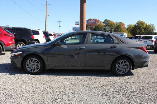 2024 Hyundai ELANTRA HEV Blue