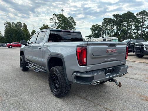 Sterling Metallic 2023 GMC Sierra 1500 AT4