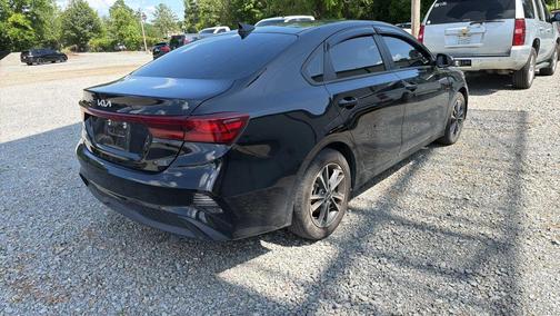 Aurora Black 2024 Kia Forte LXS