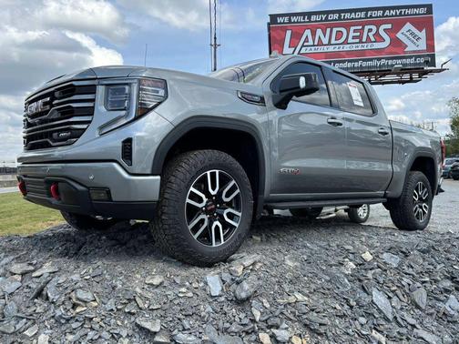 2023 GMC Sierra 1500 AT4