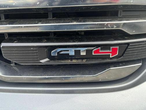 Sterling Metallic 2023 GMC Sierra 1500 AT4