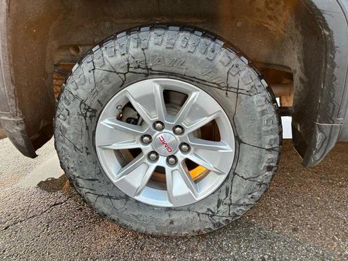 2022 GMC Sierra 1500 SLE