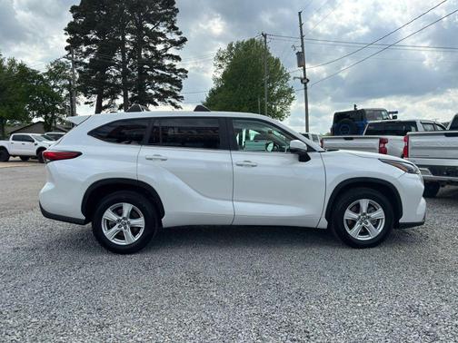 Wind Chill Pearl 2023 Toyota Highlander L