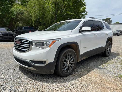 White 2018 GMC Acadia SLT-1